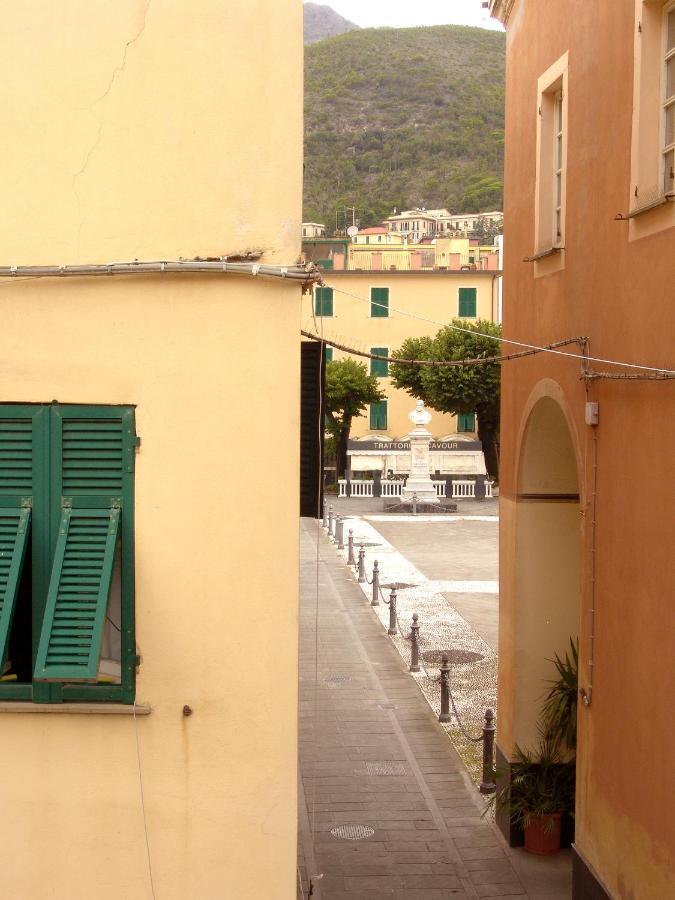 Residenza Cavour - Appartamento Agave レヴァント エクステリア 写真